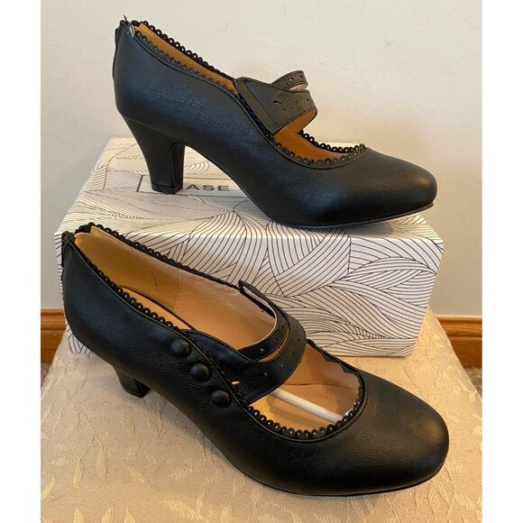 Chase + Chloe Mary Jane Heels Black Faux Leather Button Strap Size 7.5 - Picture 4 of 9